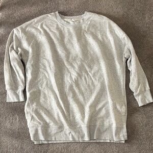 Old Navy Women’s Heather Gray Crewneck Sweater